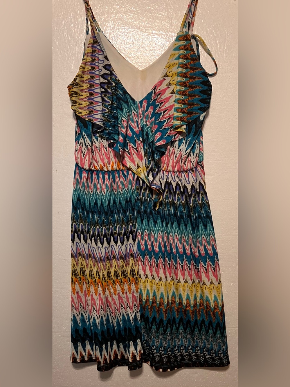 The O Boutique M Teal Pink Yellow Chevron-Print Midi Dress